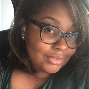 Meet your Posher, Shellene